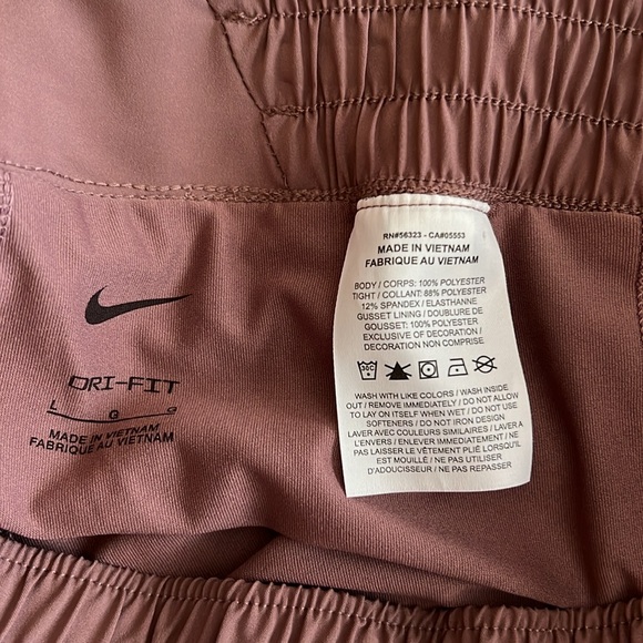 Nike Dri-Fit Running Shorts 3” - Picture 3 of 3
